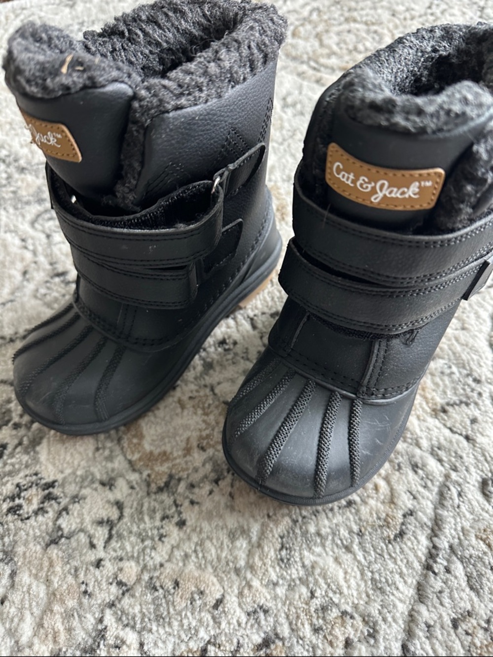 Cat & Jack Black Toddler Snow Boots with Faux Fur Collar